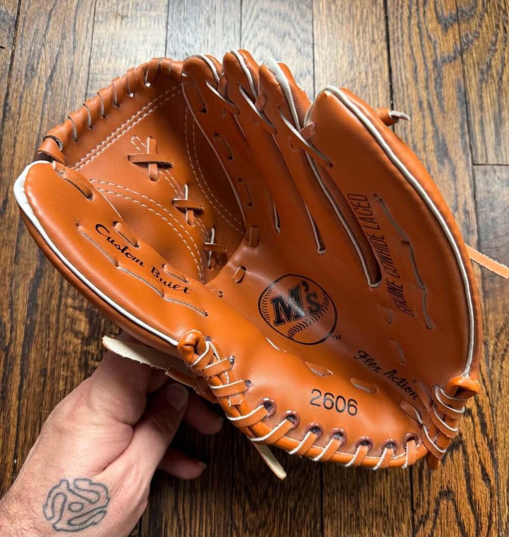 VINTAGE Seattle Mariners Security Pacific Bank Promotional Baseball Glove #2606